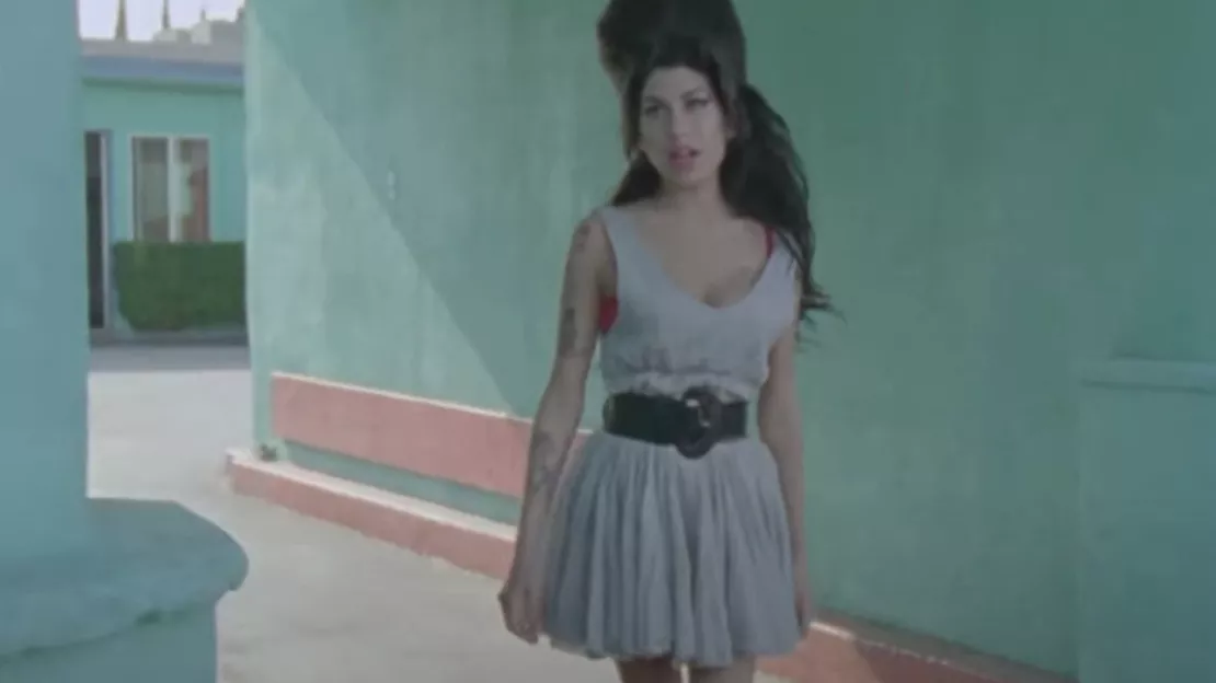 Amy Winehouse : nouvelle version pour le clip de "Tears Dry On Their Own" 