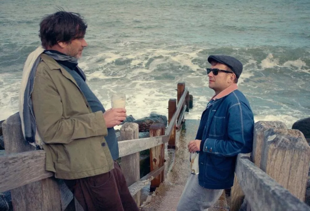 Blur annonce un documentaire "To The End"