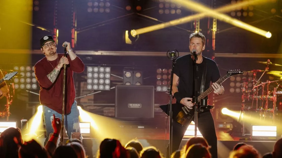 Nickelback reprend "Don't Look Back In Anger" d'Oasis à Manchester