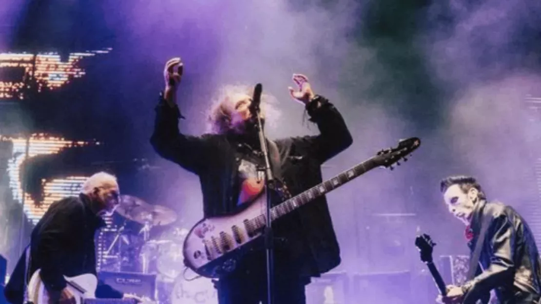 The Cure : "Songs Of A Lost World" cartonne au Royaume-Uni !