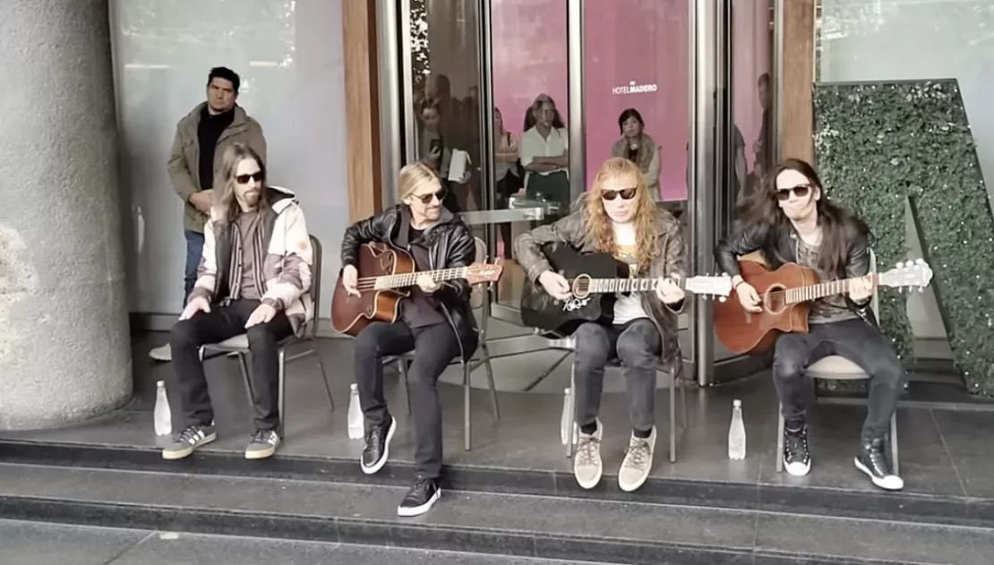 Megadeth : le groupe surprend ses fans devant un hôtel 