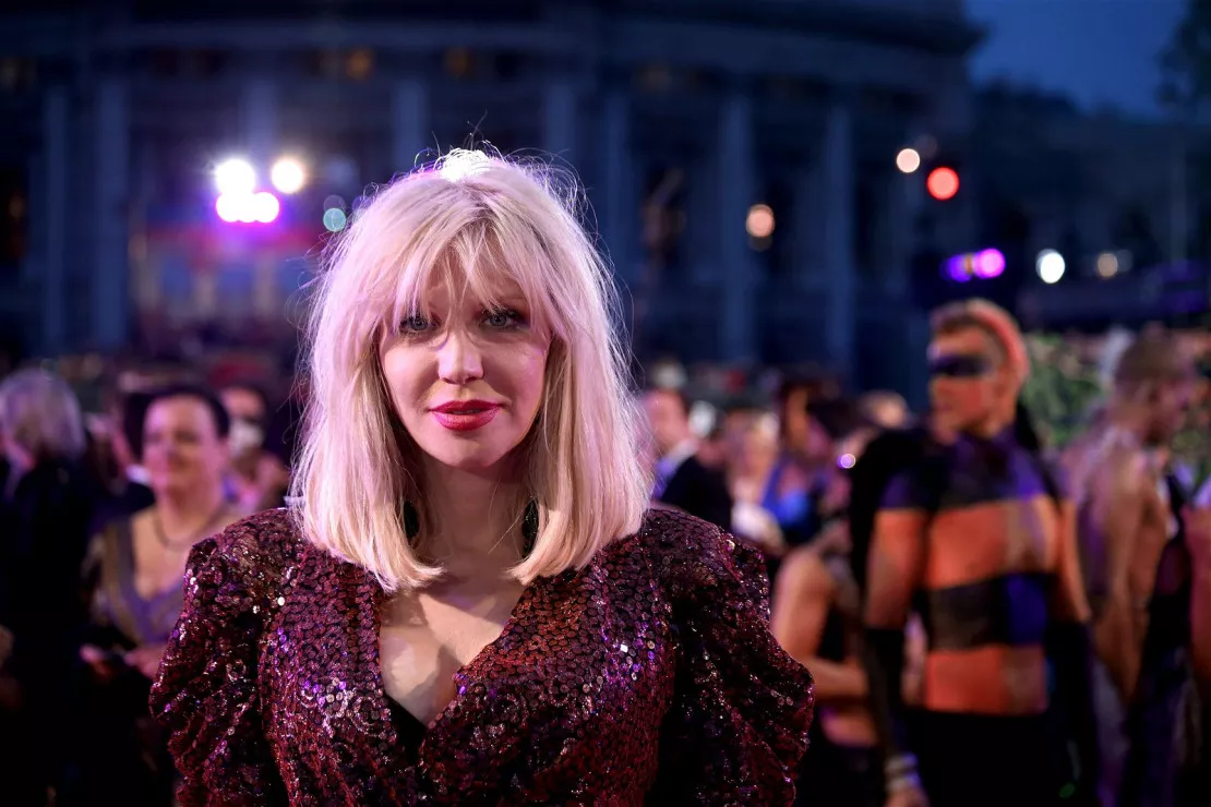 Courtney Love fustige Taylor Swift et Beyoncé