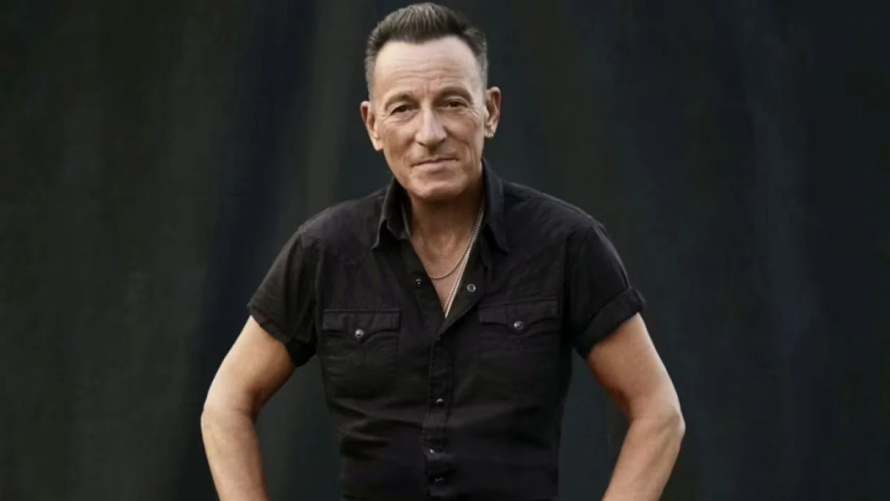 Bruce Springsteen surprend ses fans avec deux titres live gratuits pour le lancement de sa tourn&eacute;e am&eacute;ricaine !