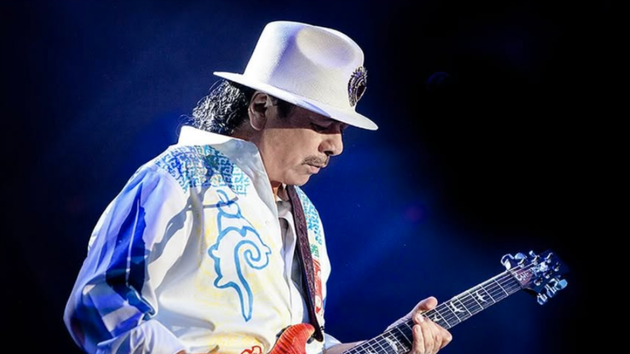 Carlos Santana, face à un grave problème de santé ? Le guitariste a été hospitalisé d'urgence ! Carlos Santana, face à un grave problème de santé ? Le guitariste a été hospitalisé d'urgence !