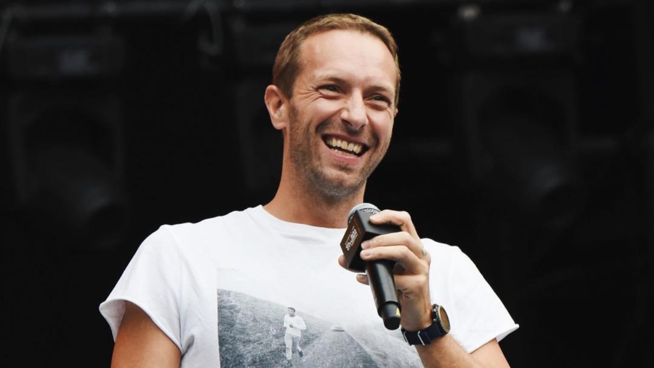 Coldplay : Chris Martin fait une apparition surprise lors d'un mariage d'un de ses fans !