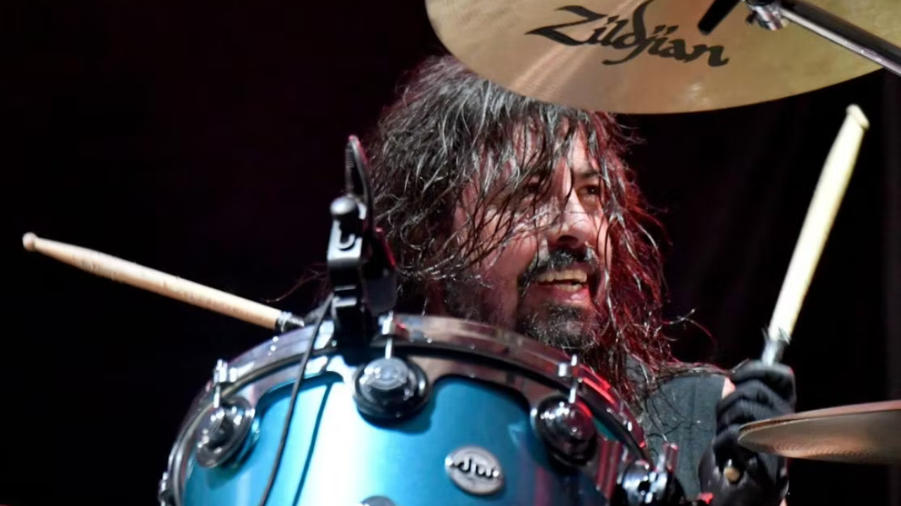 Dave Grohl : « Je ne peux pas compter les secondes quand je joue de la batterie. » L'histoire de sa collaboration avec Trent Reznor Dave Grohl : « Je ne peux pas compter les secondes quand je joue de la batterie. » L'histoire de sa collaboration avec Trent Reznor
