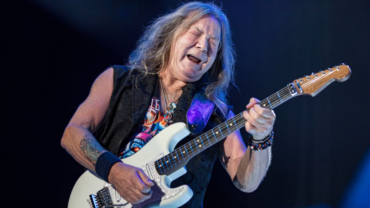Dave Murray : le guitariste autodidacte qui a fa&ccedil;onn&eacute; le son d&rsquo;Iron Maiden