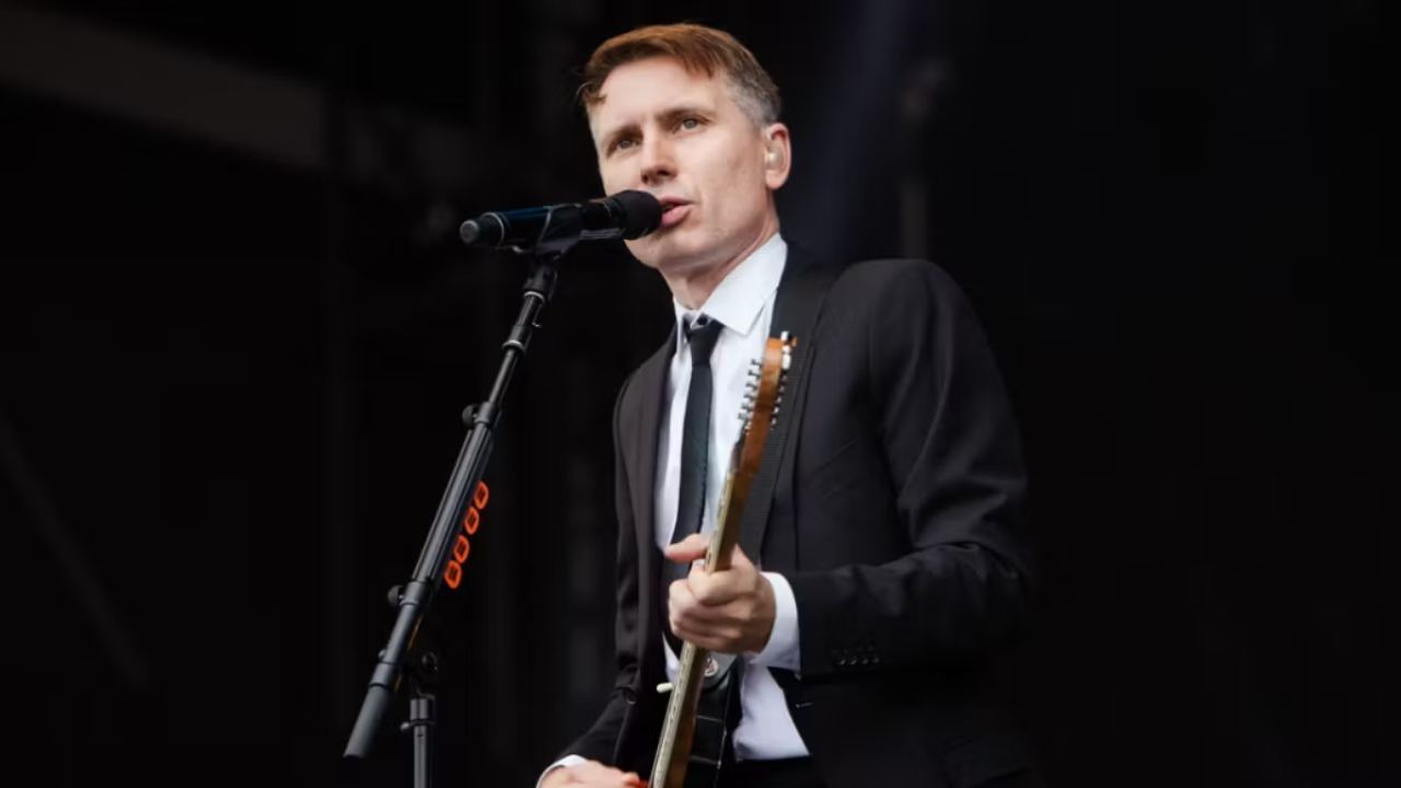 Franz Ferdinand : l'époque où Alex Kapranos fut arrêté en Russie pour espionnage Franz Ferdinand : l'époque où Alex Kapranos fut arrêté en Russie pour espionnage