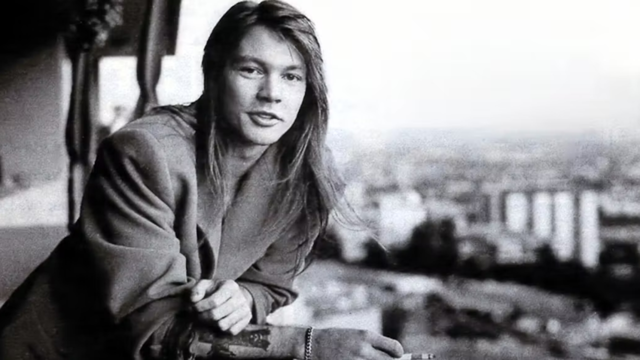 Guns N' Roses, la véritable histoire de November Rain : de la première version de Los Angeles à la version de 18 minutes de 1987 Guns N' Roses, la véritable histoire de November Rain : de la première version de Los Angeles à la version de 18 minutes de 1987