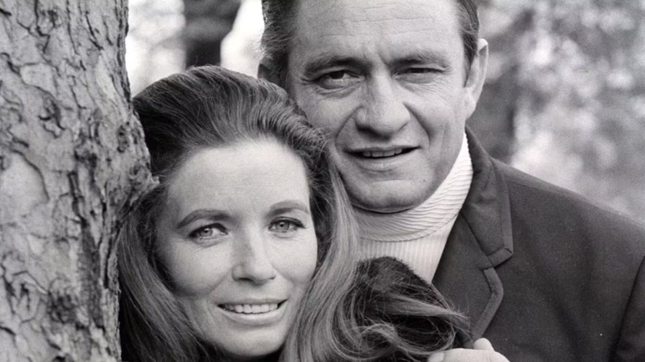 Johnny Cash, la v&eacute;ritable histoire de Ring of Fire (ou le cadeau d'amour infini de June Carter)