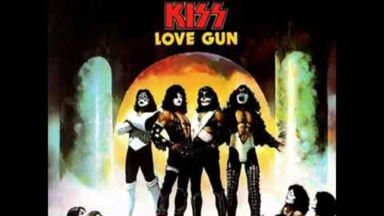 Kiss : "Love Gun" fêtes ses 48 ans ! Retour sur un album mythique du groupe !