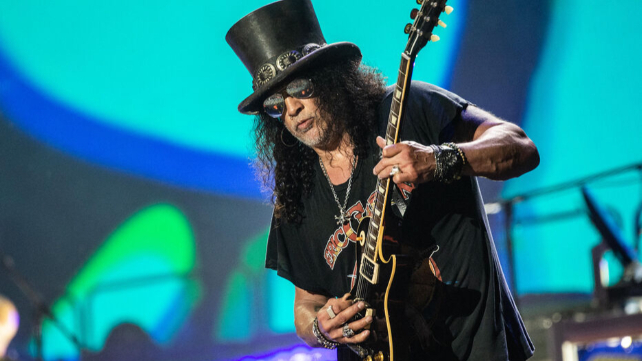 L'histoire du professeur qui a lanc&eacute; la carri&egrave;re de Slash (Guns N' Roses) : "Je ne le remercierai jamais assez"