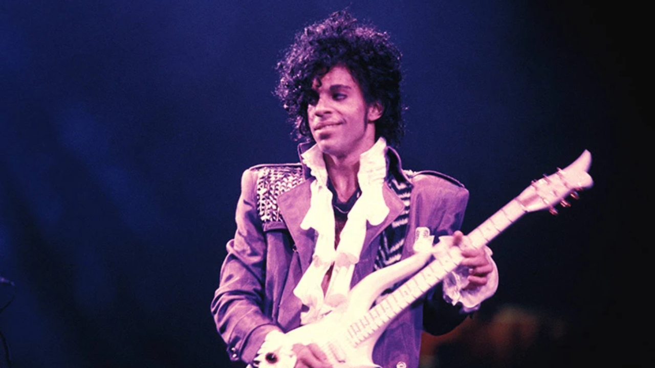 L'histoire incroyable de "Purple Rain" : Prince l'a enregistr&eacute;e en une seule prise... en plein concert !