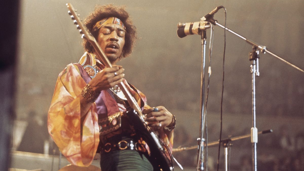 La l&eacute;gende Jimi Hendrix a d&eacute;sormais une rue &agrave; son nom &agrave; New York !