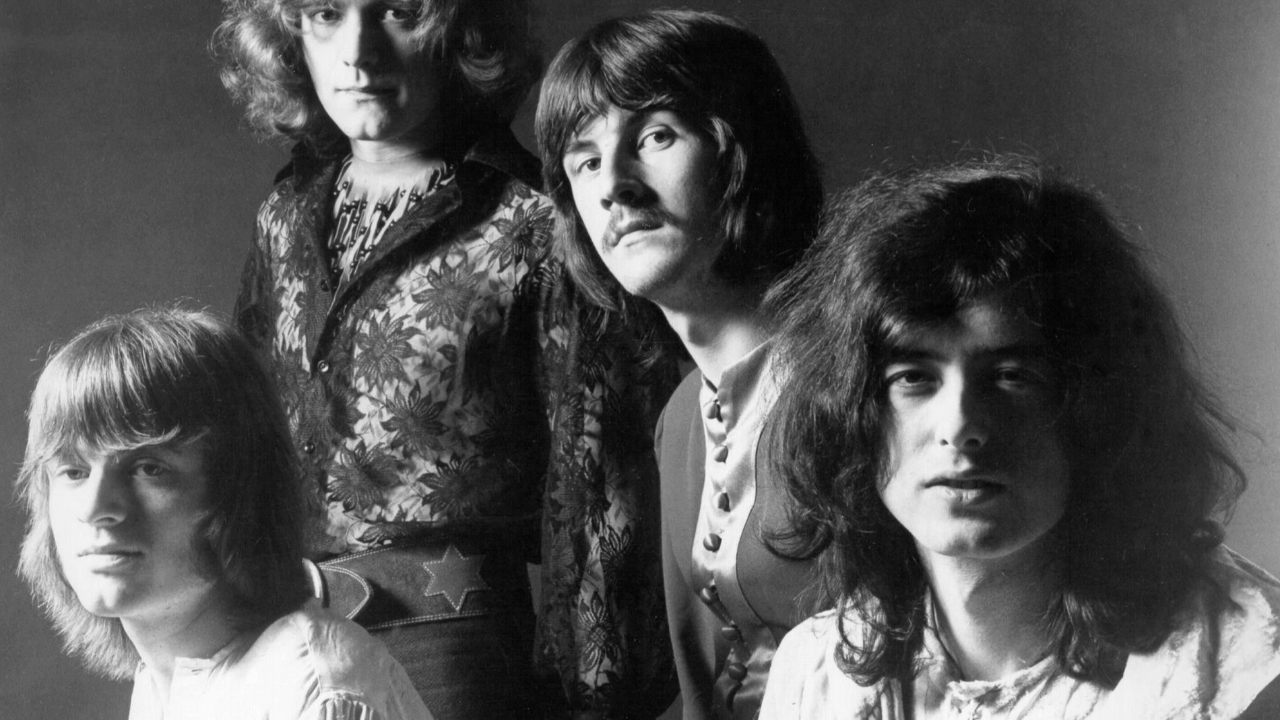 Led Zeppelin : 80 minutes d'images inédites du concert de Bath refont surface, avec la première interprétation d'« Immigrant Song » Led Zeppelin : 80 minutes d'images inédites du concert de Bath refont surface, avec la première interprétation d'« Immigrant Song »