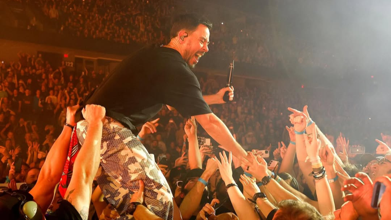 Linkin Park : Les prix des billets trop cher ? Mike Shinoda se révolte, "Nous ne sommes plus un groupe à quinze dollars le billet." Linkin Park : Les prix des billets trop cher ? Mike Shinoda se révolte, "Nous ne sommes plus un groupe à quinze dollars le billet."