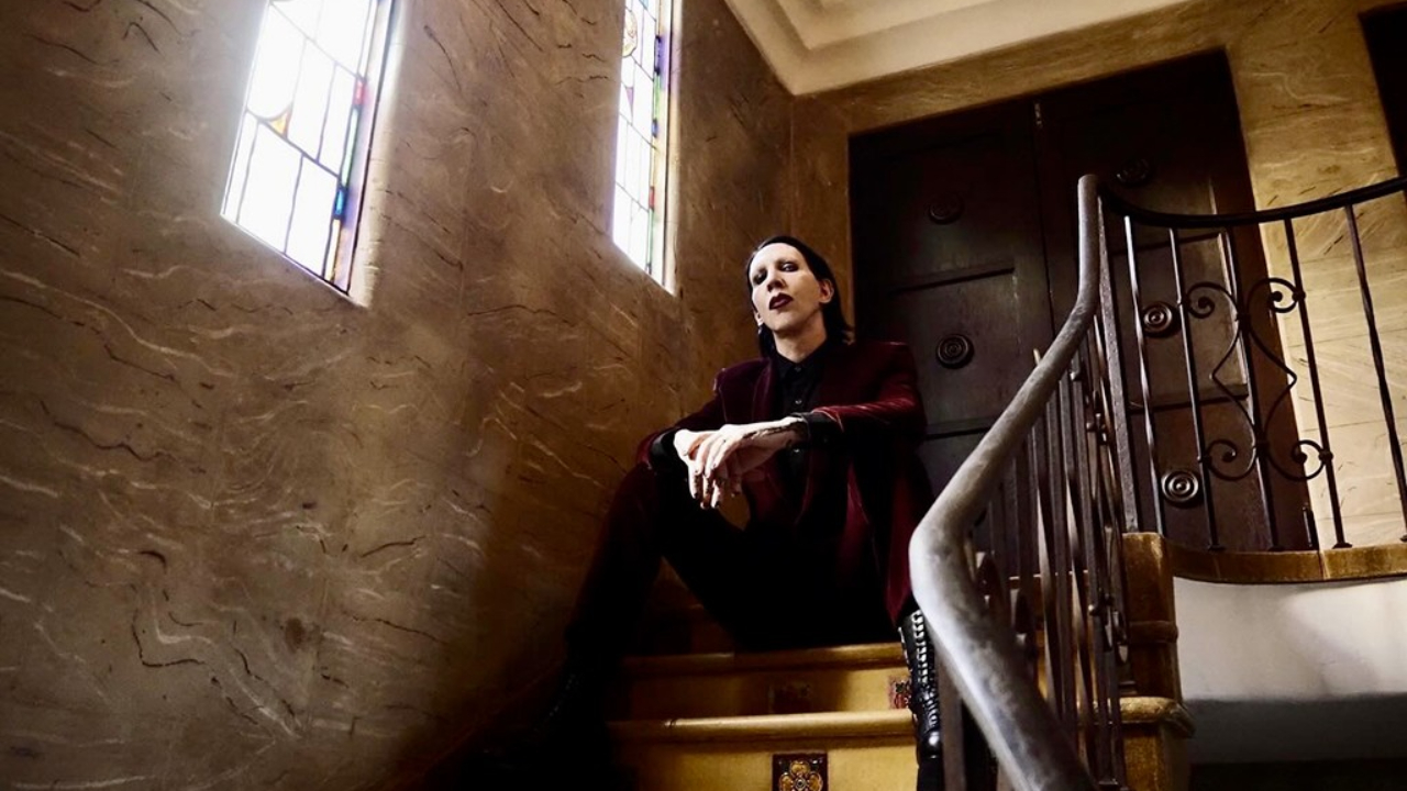 Marilyn Manson étonne avec sa reprise de "In The Air Tonight", de Phil Collins