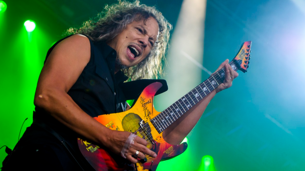 Metallica : Kirk Hammett s'exprime sur le morceau Enter Sandman, "Nous voulions composer le nouveau Smoke on the Water" Metallica : Kirk Hammett s'exprime sur le morceau Enter Sandman, "Nous voulions composer le nouveau Smoke on the Water"