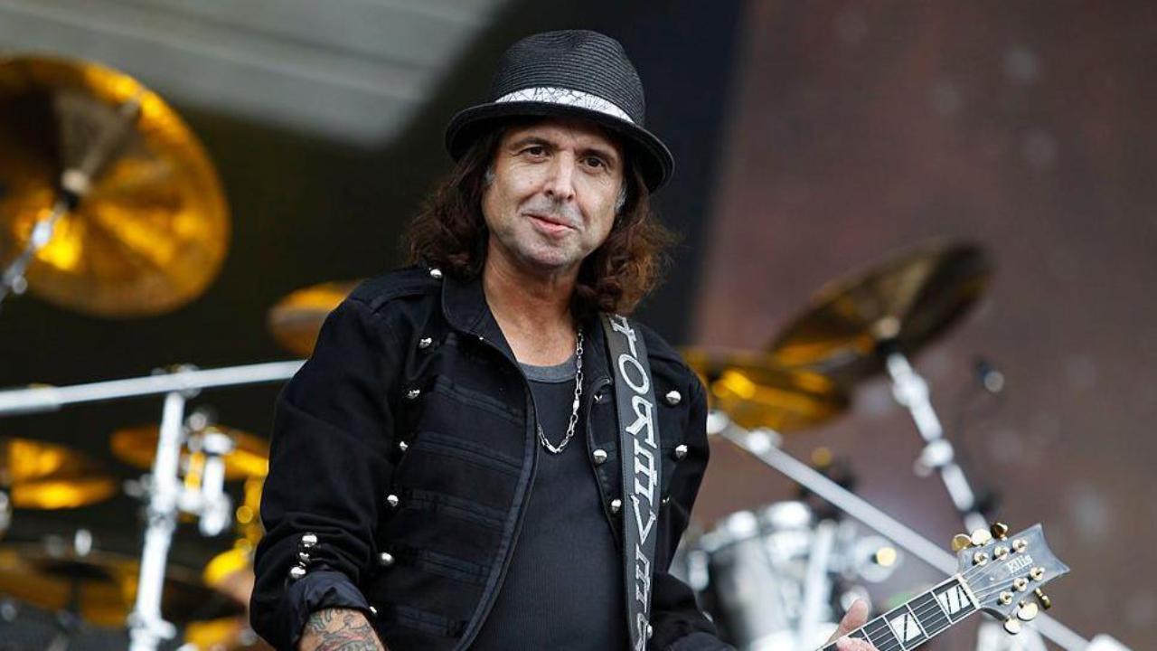 Motörhead : Le guitariste légendaire Phil Campbell est mort à 64 ans Motörhead : Le guitariste légendaire Phil Campbell est mort à 64 ans