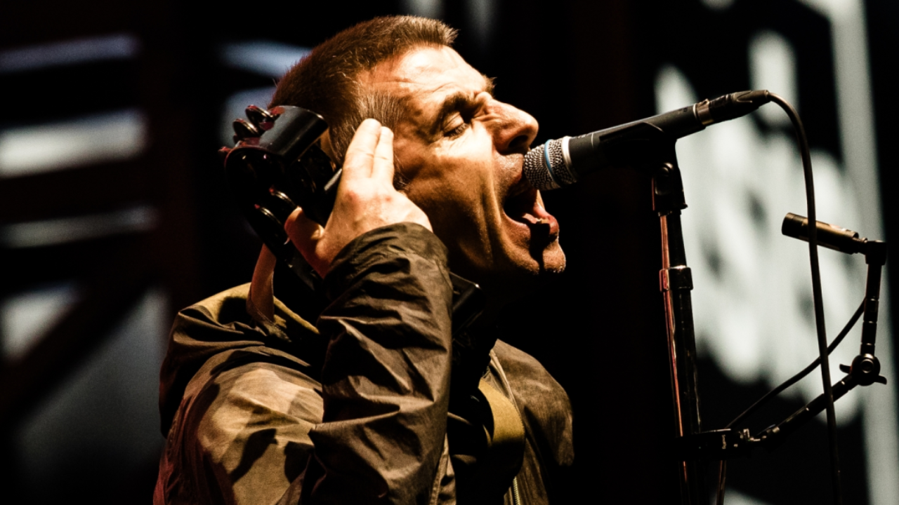 Oasis : Liam Gallagher donne de sa voix pour les tramway et les métros