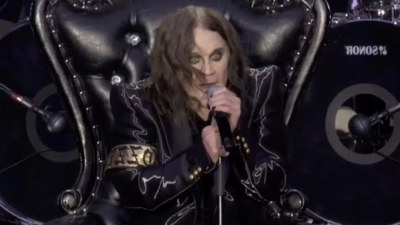 Ozzy Osbourne : les m&eacute;decins avaient pr&eacute;venus le prince des t&eacute;n&egrave;bres de sa mort s'il faisait l'ultime concert !