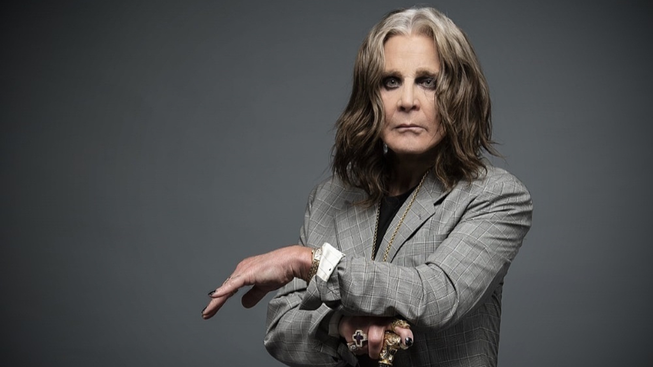 Ozzy Osbourne : un an après sa disparition, Black Sabbath et sa famille rendent un hommage bouleversant Ozzy Osbourne : un an après sa disparition, Black Sabbath et sa famille rendent un hommage bouleversant