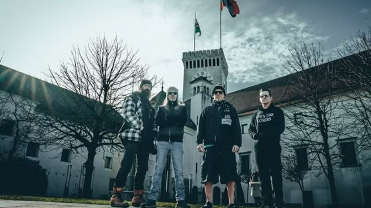 Pantera : Bruce Dickinson monte sur scène avec eux à Paris ! Pantera : Bruce Dickinson monte sur scène avec eux à Paris !