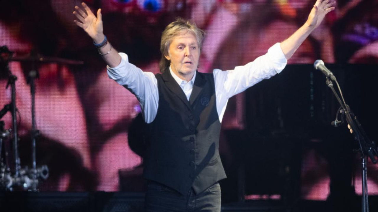 Paul McCartney rejoue "Help" pour la première fois en 35 ans : Découvrez la vidéo !