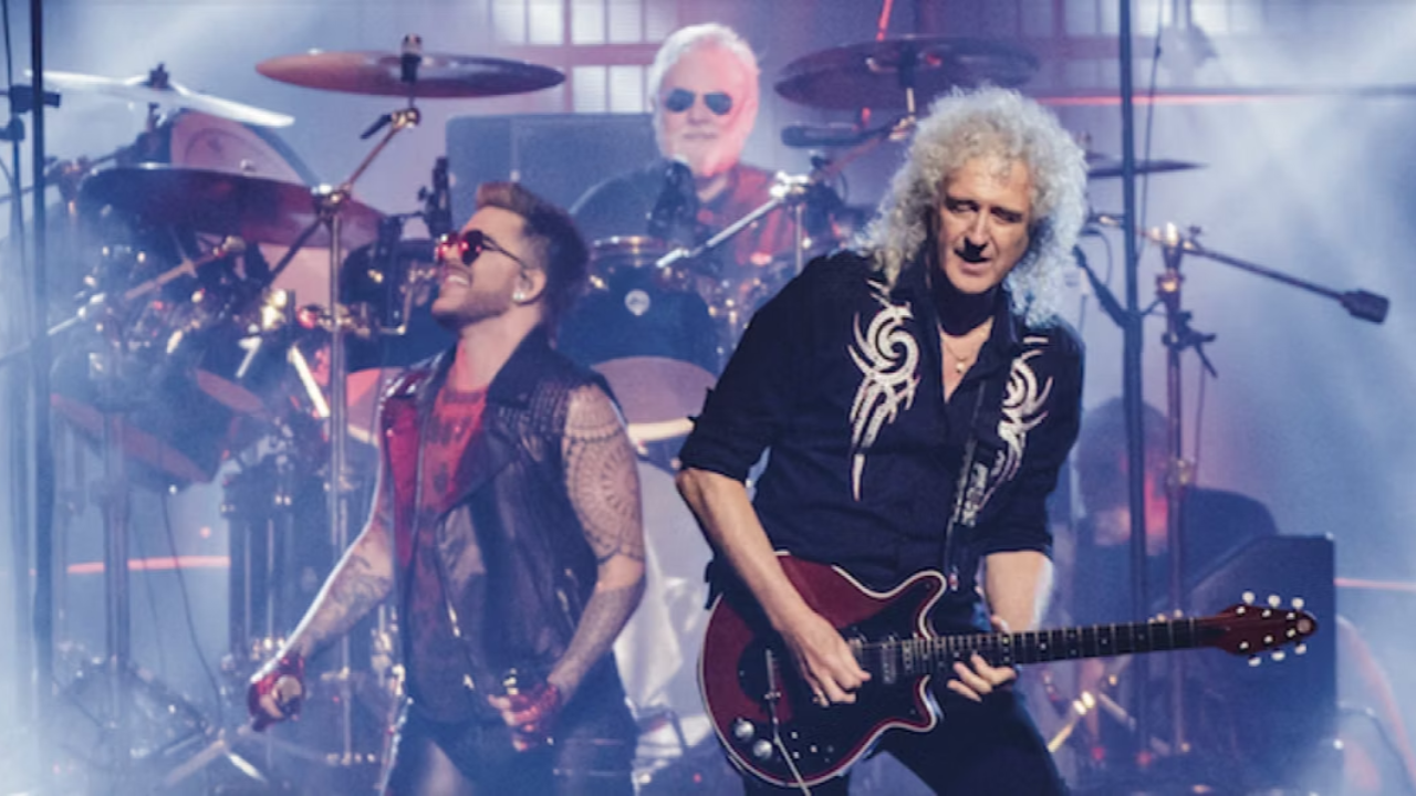 Queen : Roger Taylor se confie à propos d'une nouvelle tournée, « C'est une décision qui dépend davantage de Brian May que de moi. » Queen : Roger Taylor se confie à propos d'une nouvelle tournée, « C'est une décision qui dépend davantage de Brian May que de moi. »