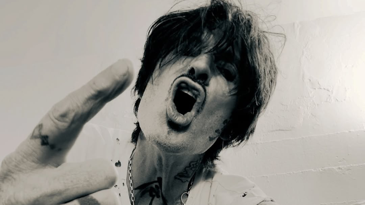 Tommy Lee (M&ouml;tley Cr&uuml;e) vis&eacute; par une nouvelle plainte pour agression sexuelle !
