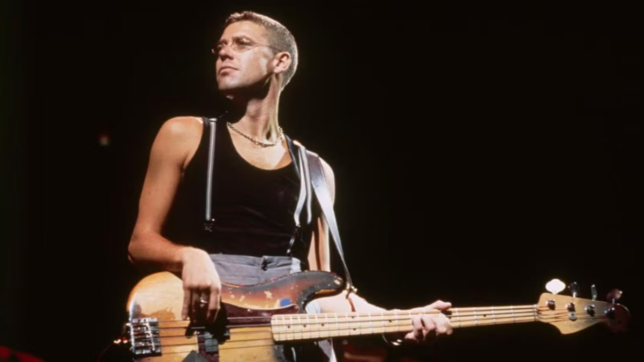 U2 : Cette fois o&ugrave; Adam Clayton a remerci&eacute; le groupe de l'avoir aid&eacute; &agrave; lutter contre l'alcoolisme