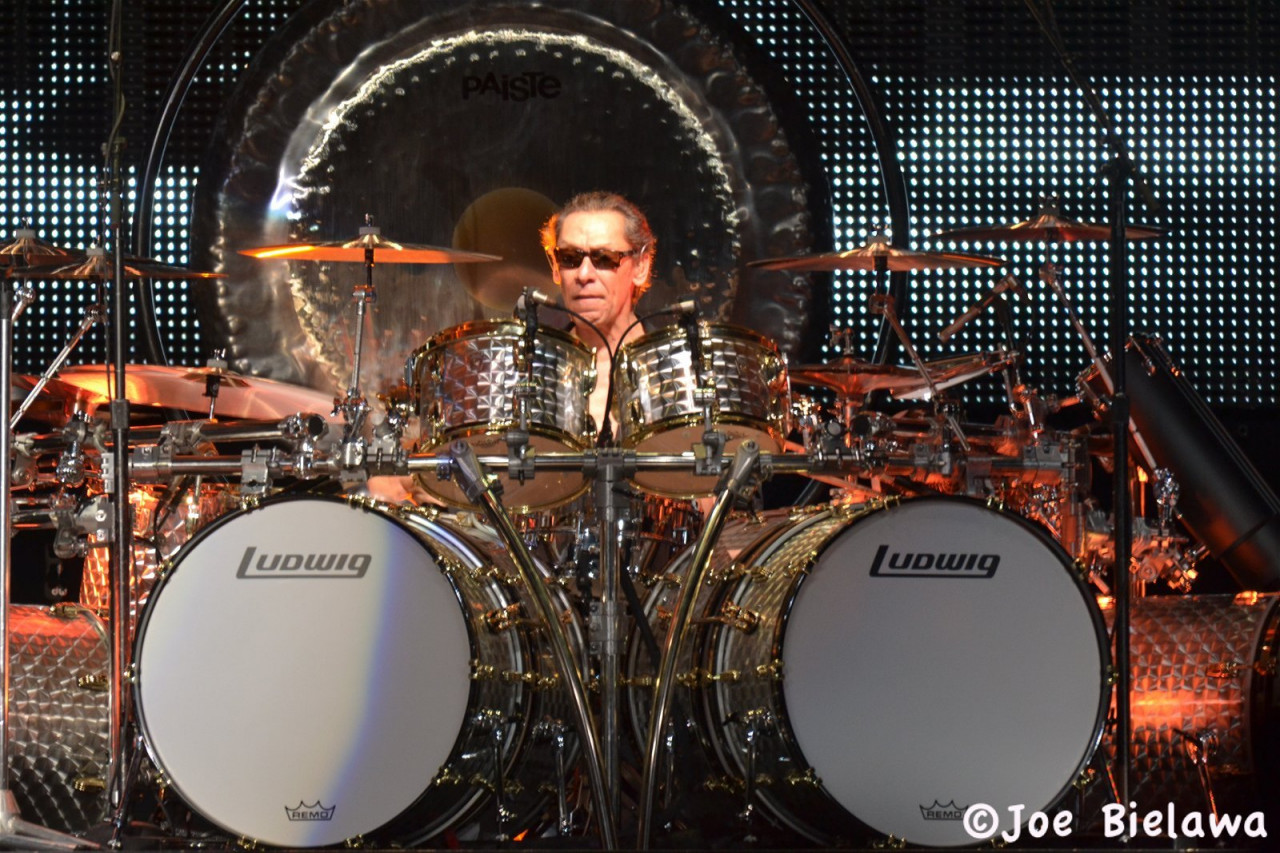 Alex Van Halen : son matériel de musique mis aux enchères Alex Van Halen : son matériel de musique mis aux enchères