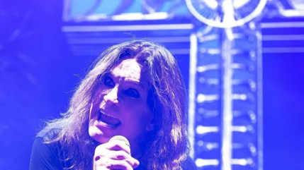 20 janvier 1982 : Ce jour où Ozzy Osbourne mange une chauve-souris en plein concert ! 20 janvier 1982 : Ce jour où Ozzy Osbourne mange une chauve-souris en plein concert !