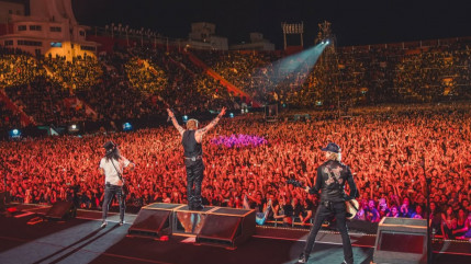 Alan Niven attaque en justice Guns N’ Roses : ses mémoires bloqués par le groupe !