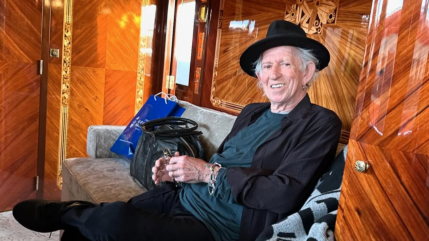 2 mai 2006 : Ce jour où Keith Richards a été hospitalisé d'urgence à cause d'un cocotier 2 mai 2006 : Ce jour où Keith Richards a été hospitalisé d'urgence à cause d'un cocotier