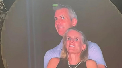 Coldplay : Apr&egrave;s l'incident de la "Kiss Cam" la femme au coeur du scandale d&eacute;cide de prendre la parole, "j'ai pris l'essentiel des abus"