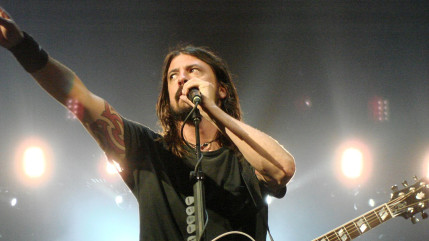 Dave Grohl : pourquoi le chanteur des Foo Fighters refuse-t-il de lire la musique ?