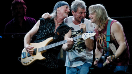 Deep Purple : Simon McBride raconte que "Smoke On The Water" est l'une des chansons les plus difficiles à jouer Deep Purple : Simon McBride raconte que "Smoke On The Water" est l'une des chansons les plus difficiles à jouer