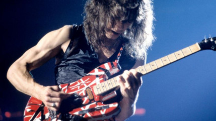 Eddie Van Halen : sa guitare Kramer culte de 1982 est mise aux enchères à un prix démentiel Eddie Van Halen : sa guitare Kramer culte de 1982 est mise aux enchères à un prix démentiel