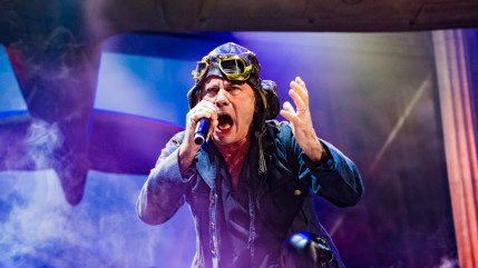 Iron Maiden : Bruce Dickinson balaie l'idée de jouer à La Sphère Iron Maiden : Bruce Dickinson balaie l'idée de jouer à La Sphère