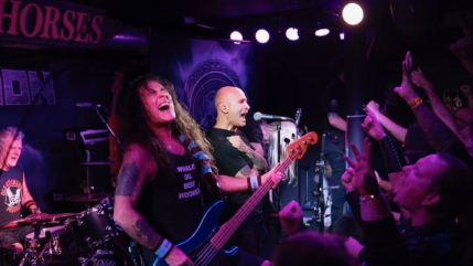 Iron Maiden : le téléphone à leur concert, c'est un grand non ! Iron Maiden : le téléphone à leur concert, c'est un grand non !