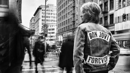 Jon Bon Jovi s'exprime après avoir empêché une femme de sauter d'un pont