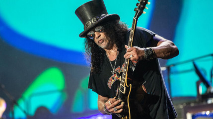 L'histoire du professeur qui a lanc&eacute; la carri&egrave;re de Slash (Guns N' Roses) : "Je ne le remercierai jamais assez"