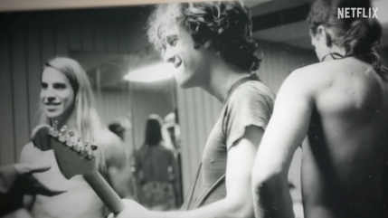 La bande-annonce officielle de &laquo; The Rise of Red Hot Chili Peppers: Our Brother, Hillel &raquo; est sortie.