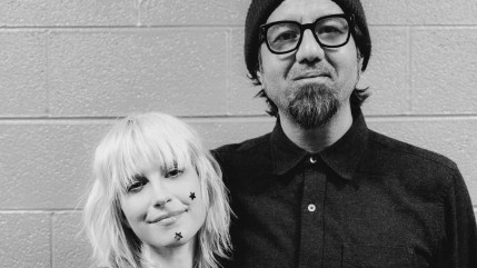 Les Deftones invitent Hayley Williams (Paramore) en concert et c'est juste explosif ! Les Deftones invitent Hayley Williams (Paramore) en concert et c'est juste explosif !
