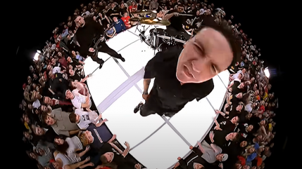 Papa Roach : Jacoby Shaddix revient sur le succès de "Last Resort" Papa Roach : Jacoby Shaddix revient sur le succès de "Last Resort"