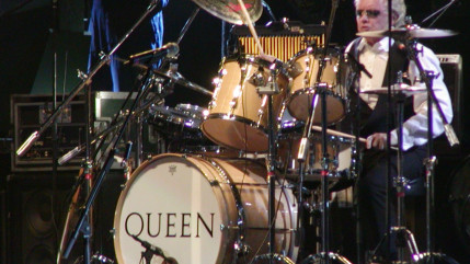 Queen fête les 52 ans de son premier album : "Queen"