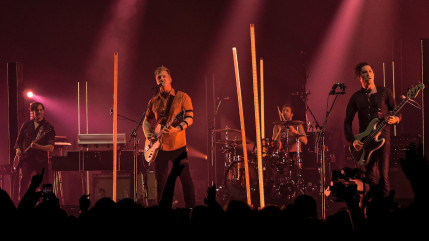 Queens of the Stone Age d&eacute;voilent "Where The Goth Girls At?", troisi&egrave;me extrait de "Perfecth"