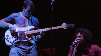Rage Against the Machine : Tom Morello raconte l'anecdote folle de la fois o&ugrave; ils &eacute;taient nus sur sc&egrave;ne