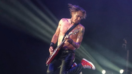 Rick Springfield : Quand une chute lors d'un concert était plus grave que prévu !